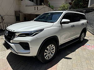 Second Hand Toyota Fortuner 4X4 AT 2.8 Diesel in Chennai