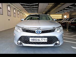 Second Hand Toyota Camry Hybrid in Delhi