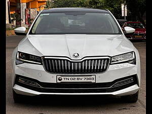 Second Hand Skoda Superb L&K AT in Mumbai