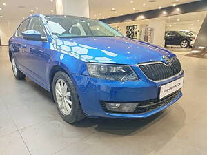 Second Hand Skoda Octavia 1.8 TSI Style Plus AT [2017] in Mumbai