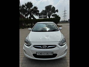 Second Hand Hyundai Verna Fluidic 1.6 CRDi SX AT in Kharar