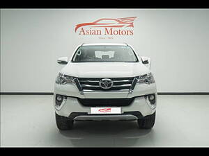 Second Hand Toyota Fortuner 2.8 4x2 MT [2016-2020] in Hyderabad