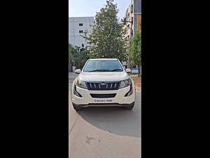 Second Hand Mahindra XUV500 W10 AT in Hyderabad