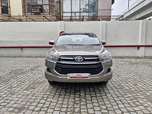 Second Hand Toyota Innova Crysta 2.4 GX 8 STR [2016-2020] in Delhi