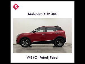 Second Hand Mahindra XUV300 W8 (O) 1.2 Petrol [2019] in Hyderabad