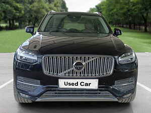 Second Hand वोल्वो xc90 d5 एडब्ल्यूडी in लखनऊ