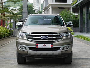 Second Hand Ford Endeavour Titanium Plus 2.0 4x2 AT in Mumbai