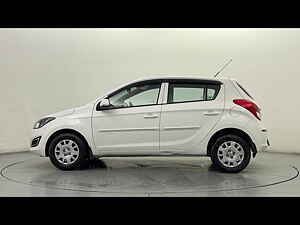 Second Hand हुंडई i20 मैग्ना (o) 1.2 in दिल्ली