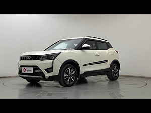 Second Hand महिंद्रा xuv300 w8 (o) 1.5 डीज़ल एएमटी in हैदराबाद