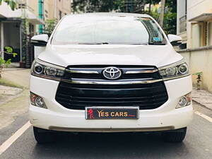 Second Hand Toyota Innova Crysta 2.4 V Diesel in Bangalore