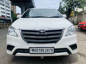 Second Hand टोयोटा इनोवा 2.5 gx 8 str bs-iii in मुंबई