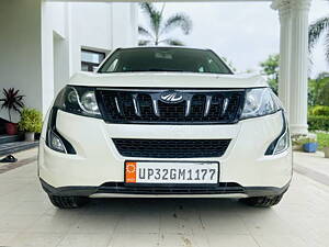 Second Hand Mahindra XUV500 W10 1.99 in Lucknow