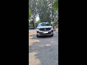 Second Hand MG Hector Sharp 2.0 Diesel Turbo MT in Rudrapur