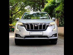 Second Hand Mahindra XUV700 AX 7 Petrol AT Luxury Pack 7 STR [2021] in Delhi