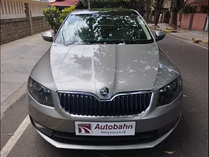 Second Hand Skoda Octavia [2017-2021] 2.0 TDI CR Style Plus AT [2017] in Bangalore