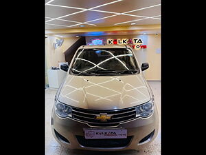 Second Hand Chevrolet Enjoy 1.3 LS 8 STR in Kolkata
