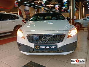 Second Hand Volvo V40 Cross Country D3 in Pune