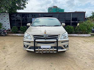 Second Hand Toyota Innova 2.5 ZX 7 STR BS-IV in Hyderabad