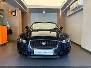 Second Hand Jaguar XE Prestige Diesel in Mumbai