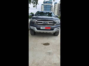 Second Hand Ford Endeavour Trend 3.2 4x4 AT in Lucknow