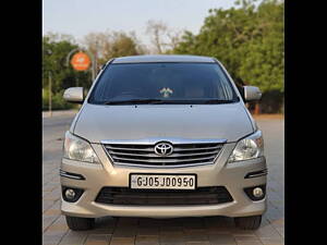 Second Hand Toyota Innova 2.5 V 7 STR in Ahmedabad