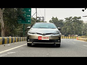 Second Hand Toyota Corolla Altis G Petrol in Noida