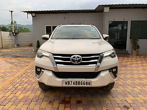 Second Hand Toyota Fortuner 2.8 4x2 MT [2016-2020] in Guwahati