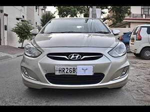 Second Hand Hyundai Verna Fluidic CRDi 1.6 EX AT in Gurgaon