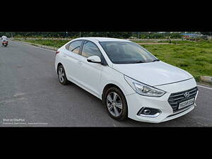 Second Hand Hyundai Verna SX 1.6 CRDi in Hyderabad