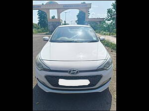 Second Hand Hyundai Elite i20 Sportz 1.4 CRDI in Gulbarga