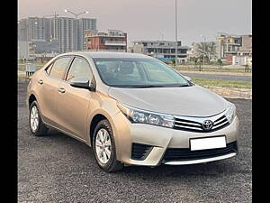 Second Hand Toyota Corolla Altis G Diesel in Chandigarh