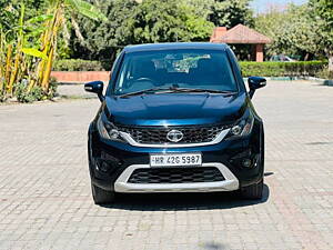 Second Hand Tata Hexa XE 4x2 7 STR in Delhi