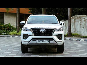 Second Hand Toyota Fortuner 4X2 AT 2.8 Diesel in Thane