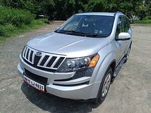 Second Hand महिंद्रा XUV500 w6 2013 in पुणे