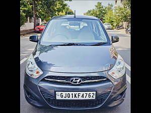 Second Hand Hyundai i10 Sportz 1.2 AT in Ahmedabad