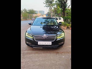 Second Hand Skoda Superb Style TDI AT in Mumbai