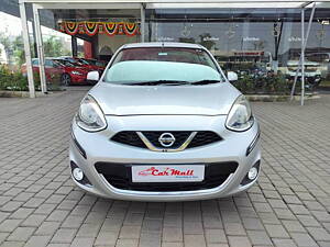 Second Hand Nissan Micra XV Safety Pack in Nashik