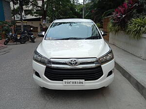 Second Hand Toyota Innova Crysta 2.4 G 8 STR [2016-2017] in Hyderabad