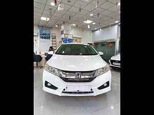 Second Hand Honda City V in Mumbai