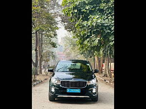 Second Hand Kia Carnival Prestige 7 STR in Mohali