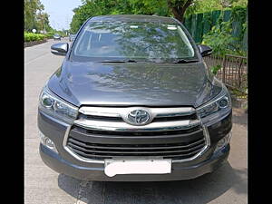 Second Hand Toyota Innova Crysta 2.4 VX 8 STR [2016-2020] in Mumbai