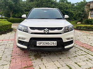 Second Hand Maruti Suzuki Vitara Brezza VDi in Lucknow