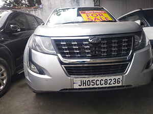 Second Hand महिंद्रा XUV500 w10 in रांची