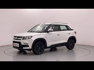 Second Hand Maruti Suzuki Vitara Brezza ZDi in Lucknow