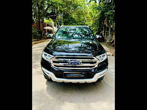 Second Hand Ford Endeavour Trend 3.2 4x4 AT in Hyderabad