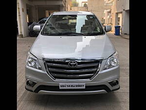 Second Hand Toyota Innova 2.5 VX 7 STR BS-III in Pune