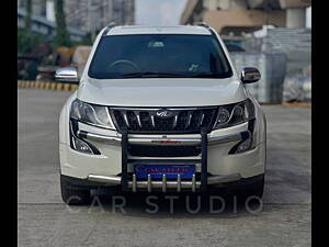 Second Hand Mahindra XUV500 W10 in Kolkata