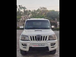 Second Hand Mahindra Scorpio VLX 2WD BS-IV in Bhopal