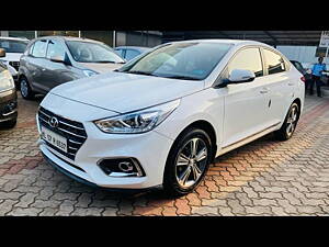 Second Hand Hyundai Verna Fluidic 1.6 VTVT SX in Kozhikode