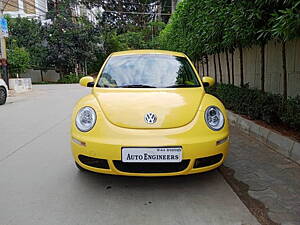 Second Hand Volkswagen Beetle 2.0 AT in Hyderabad